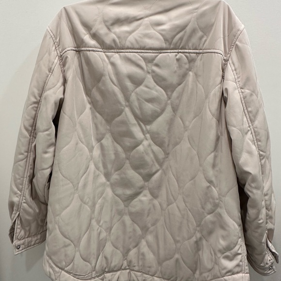 H&M lightly lined shirt jacket - Picture 4 of 4